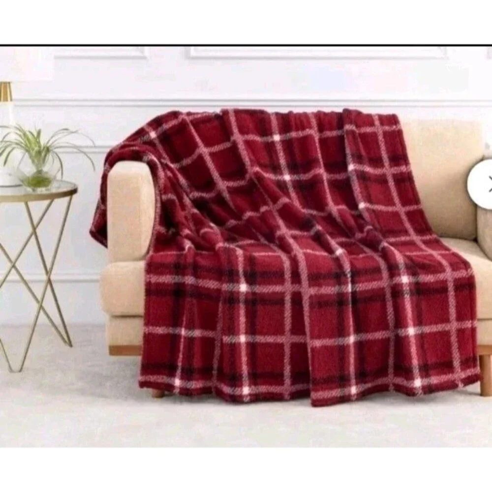 Berkshire Retro Plaid Plush Throw Blanket 60x70